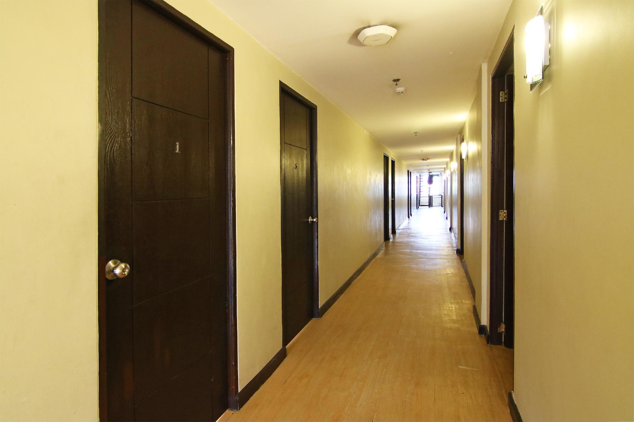 Oyo 110 Asiatel Hotel Pasay Extérieur photo