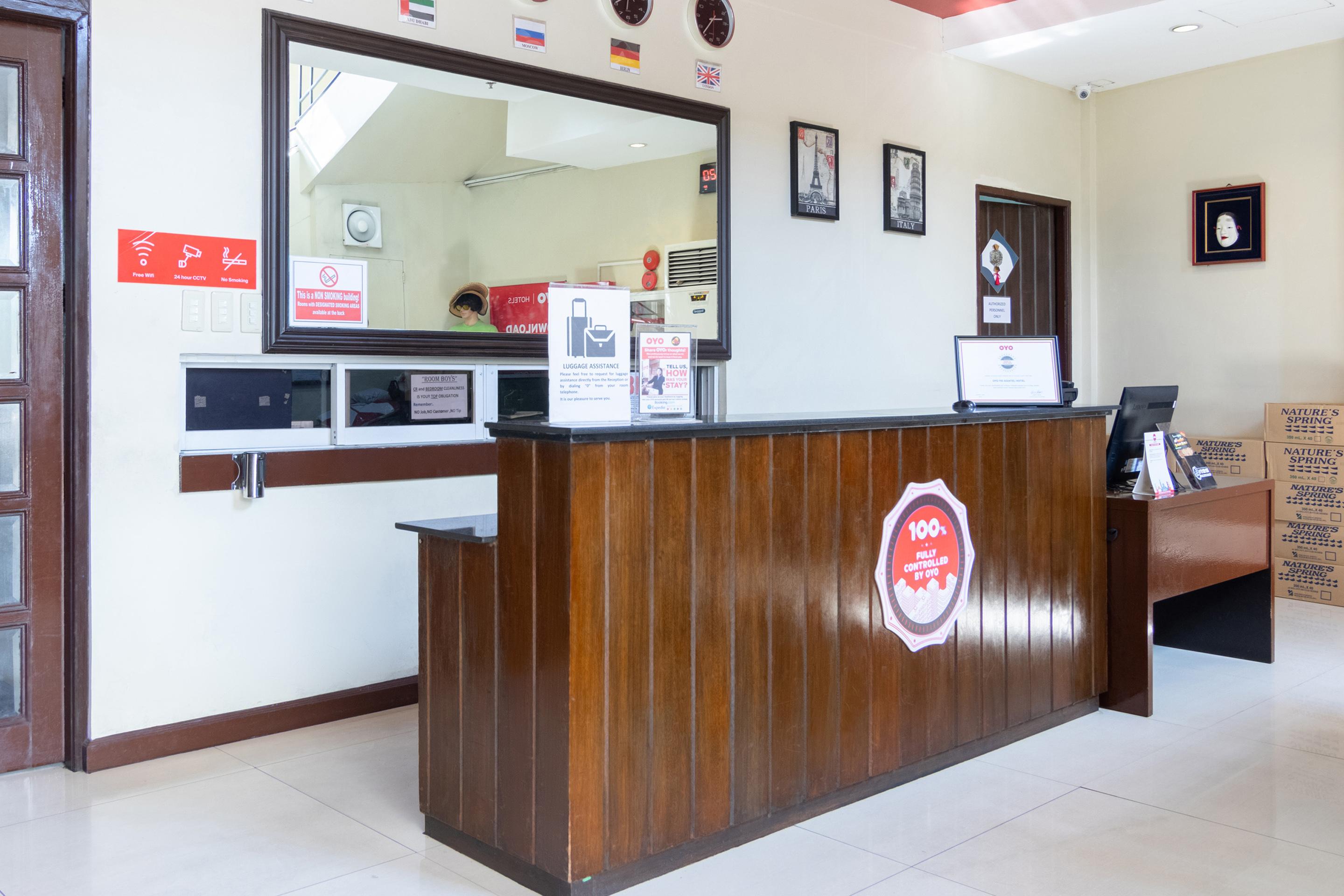 Oyo 110 Asiatel Hotel Pasay Extérieur photo