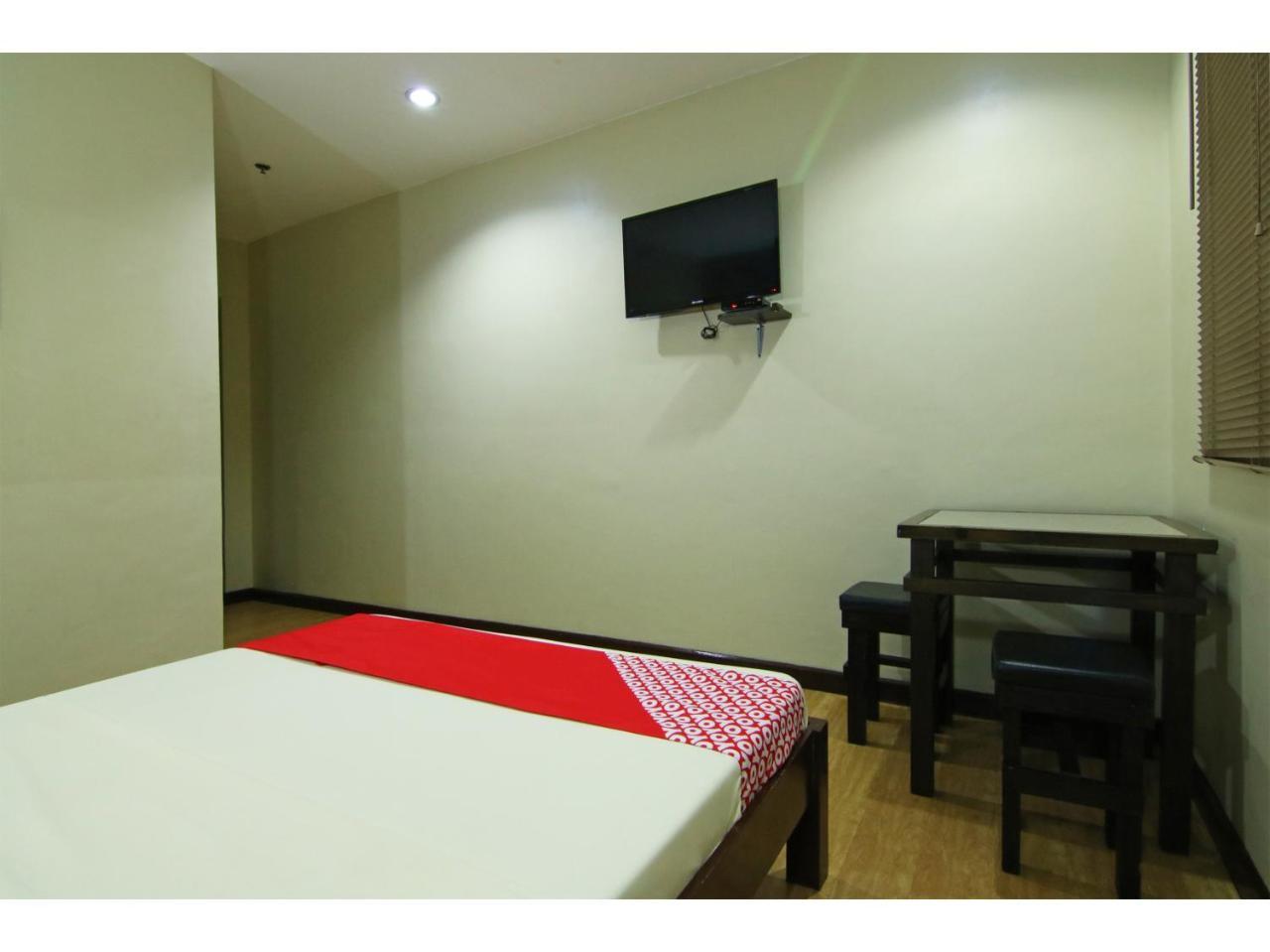 Oyo 110 Asiatel Hotel Pasay Extérieur photo