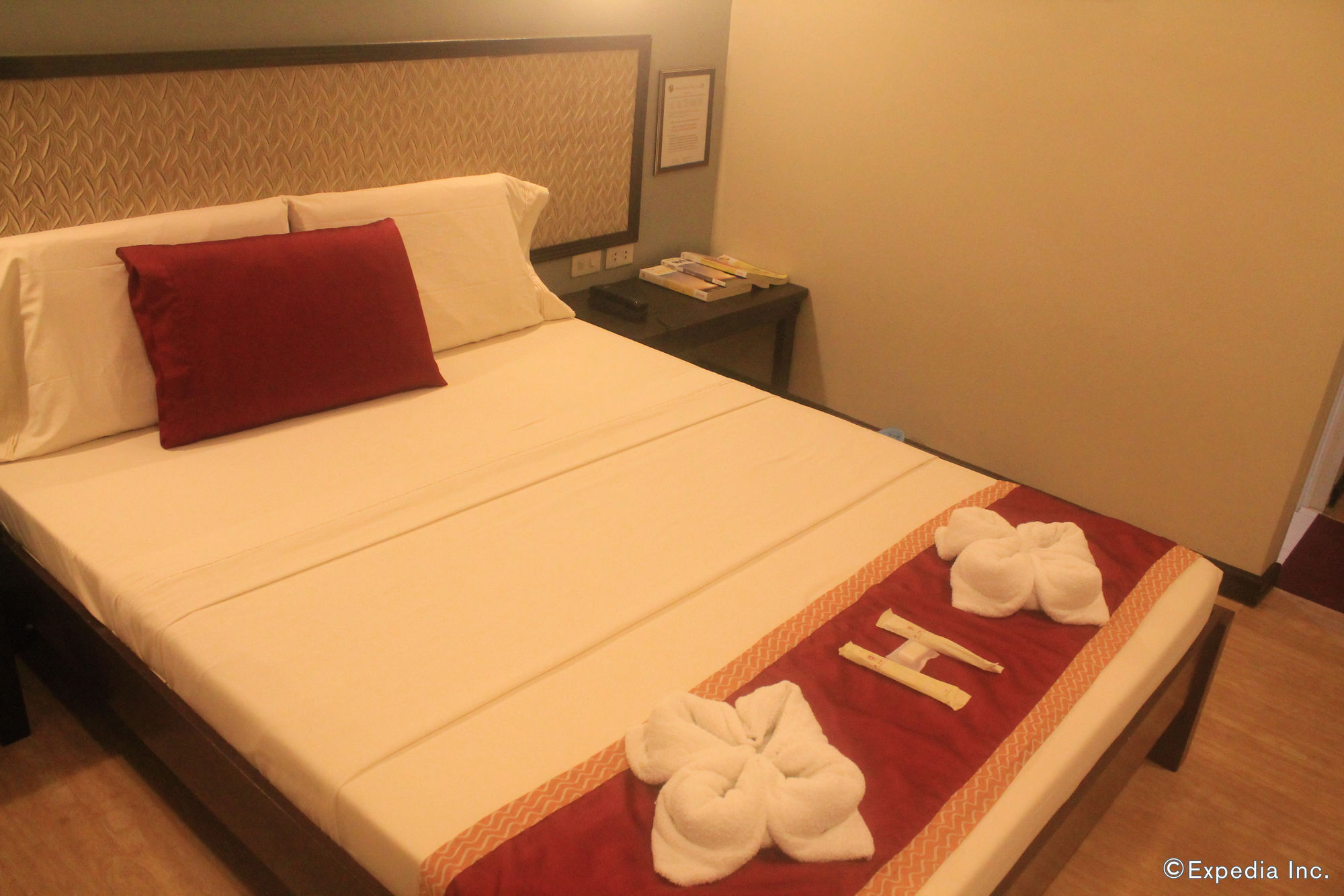 Oyo 110 Asiatel Hotel Pasay Extérieur photo