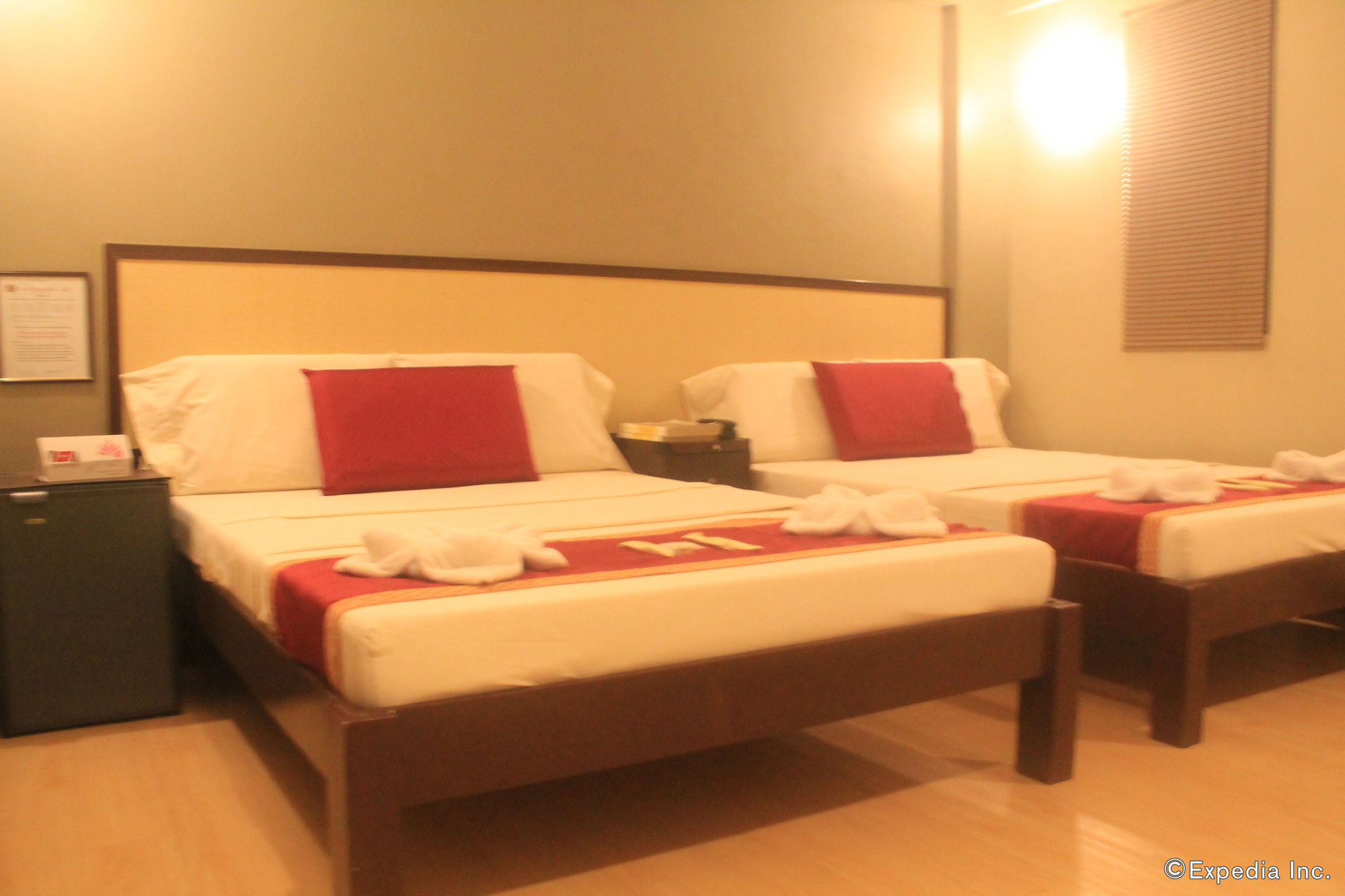 Oyo 110 Asiatel Hotel Pasay Extérieur photo