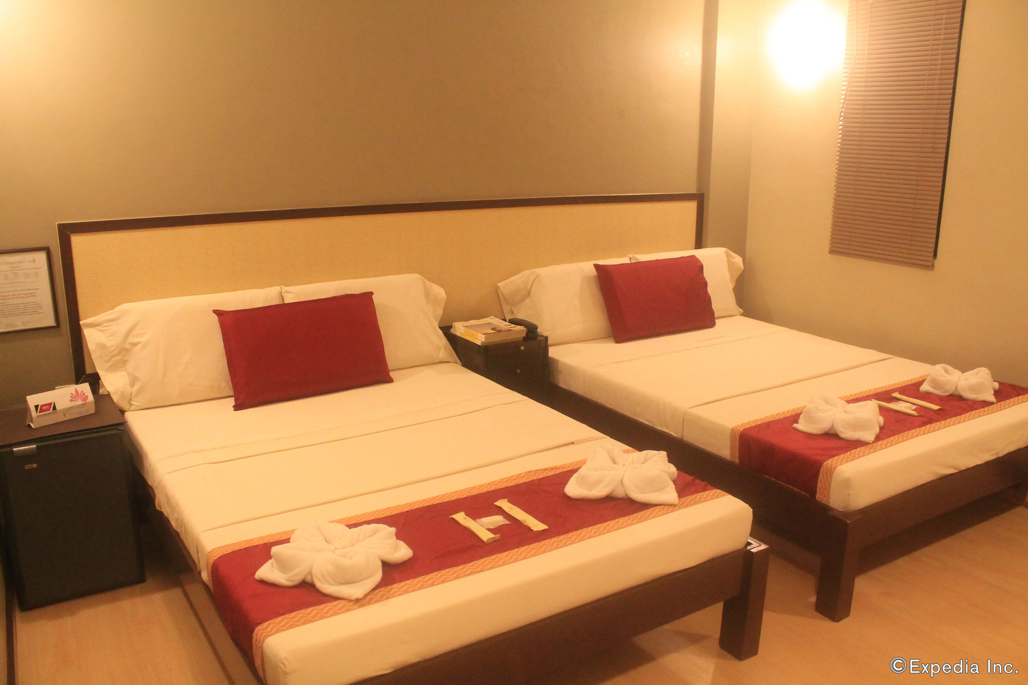 Oyo 110 Asiatel Hotel Pasay Extérieur photo